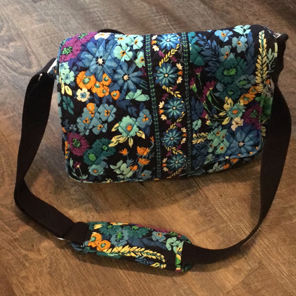 Vera Bradley “midnight blues”  Messenger Baby Bag